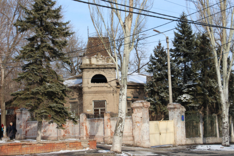 Дом архитектора Нильсена в Мариуполе