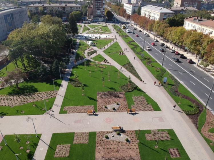 Греческая площадь Мариуполь после реконструкции
