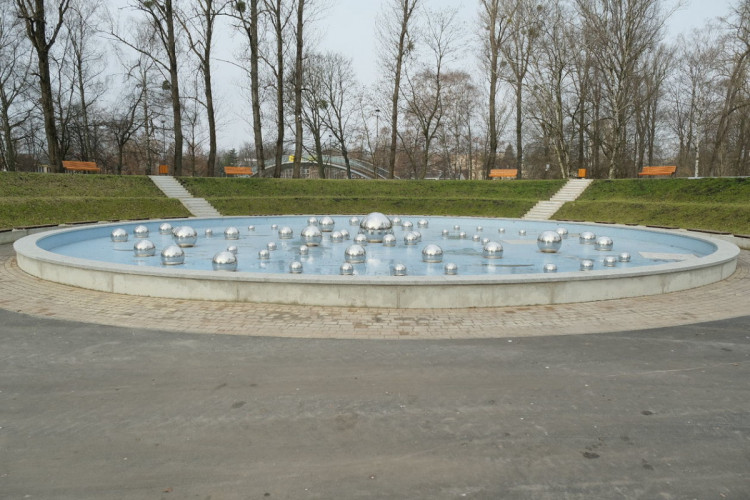 Люблин фонтан в Народном парке